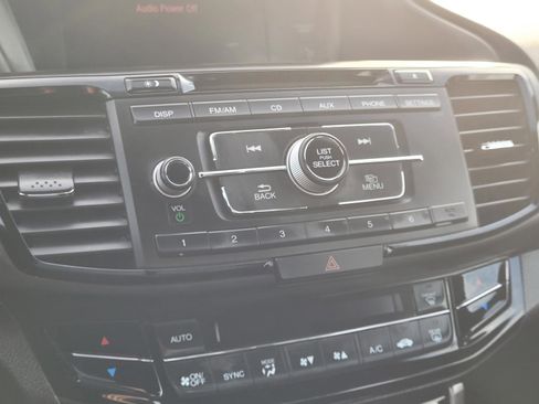 Used 2017 Honda Accord Sport image 18