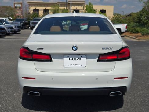 Used 2023 BMW 530i xDrive AWD/4WD image 16