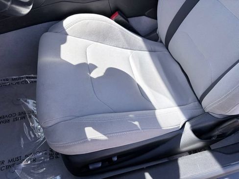 Used 2023 Chevrolet Camaro LT RWD image 8