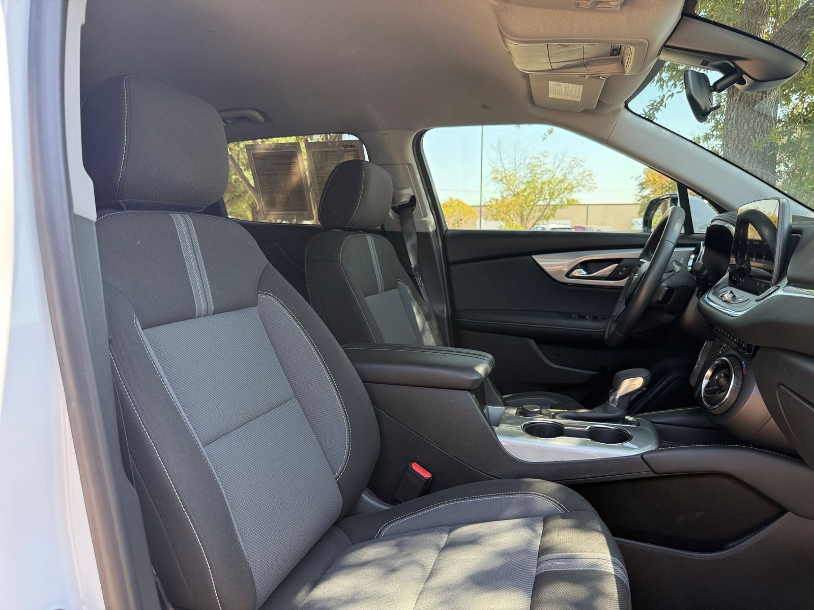 Used 2026 Chevrolet Blazer LT FWD image 36