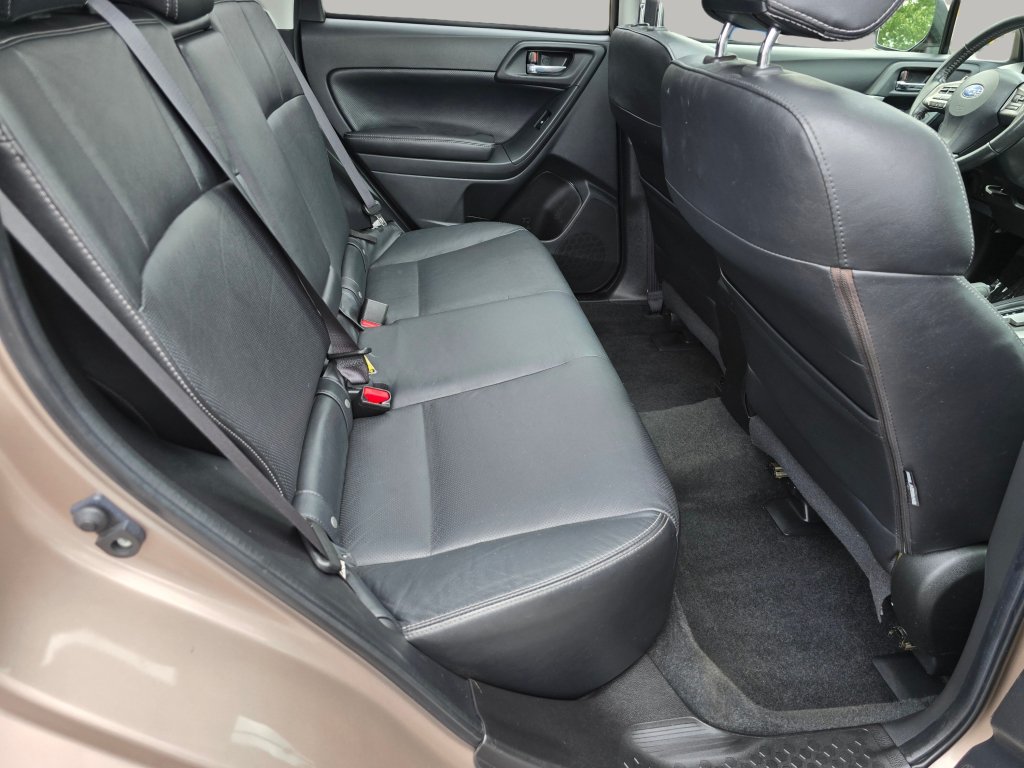 Used 2014 Subaru Forester 2.5i Limited w/ Popular Package #2 AWD/4WD image 23