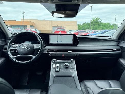 Used 2023 Hyundai Palisade Limited FWD image 14