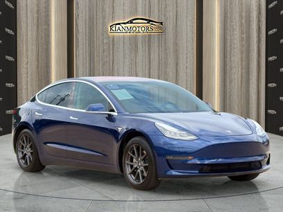 Used 2018 Tesla Model 3 Mid Range