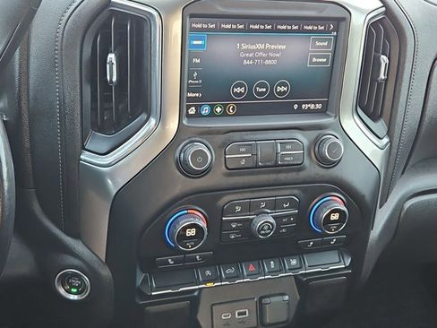 Used 2021 Chevrolet Silverado 1500 LT RWD image 19