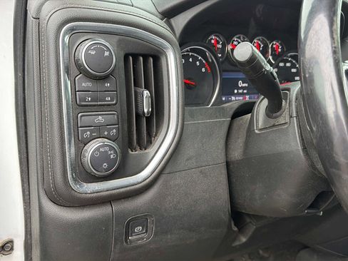 Used 2019 Chevrolet Silverado 1500 LT w/ All-Star Edition image 13