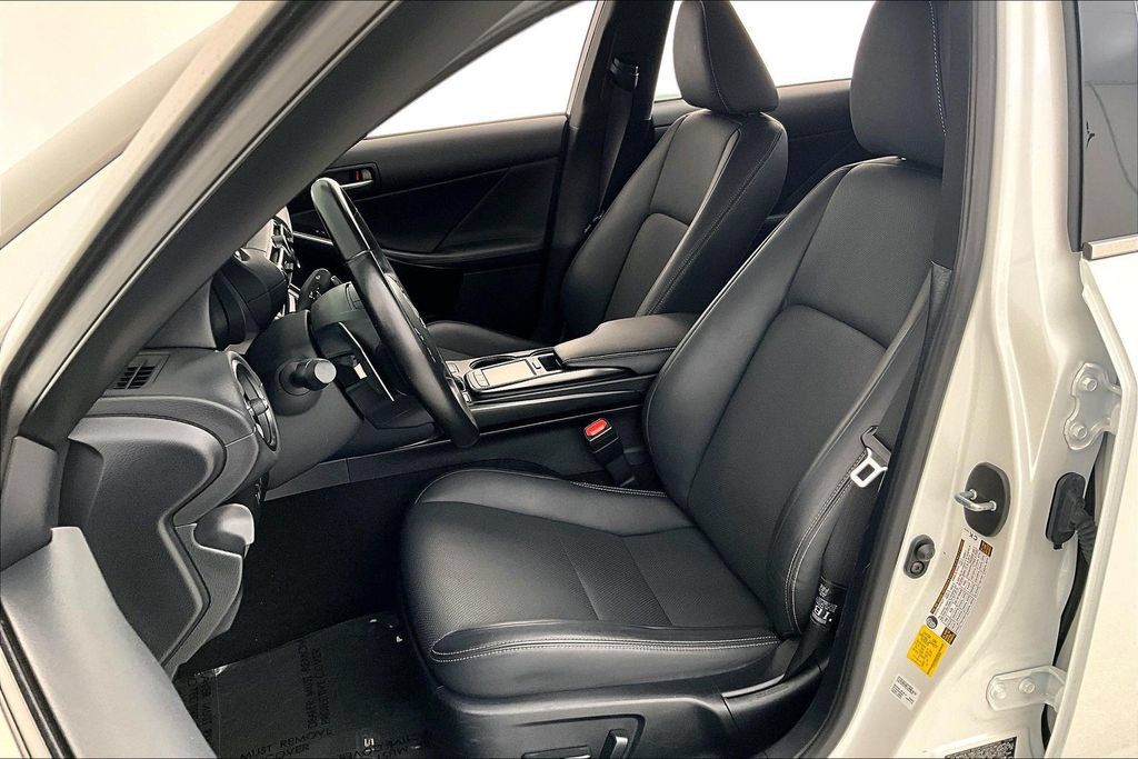 Used 2024 Lexus IS 300 w/ Comfort Package RWD image 31