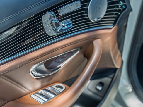 Used 2018 Mercedes-Benz E 63 AMG S image 19