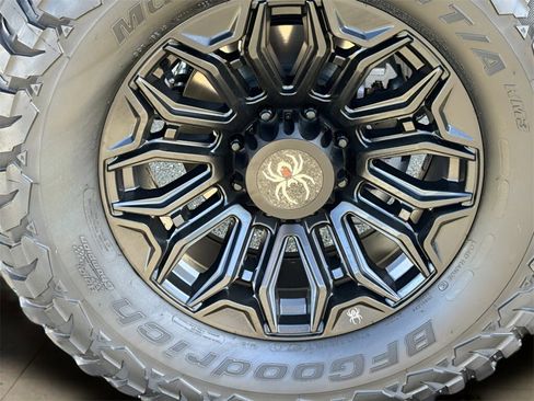 New 2025 Ford F250 Lariat w/ Lariat Ultimate Package image 42