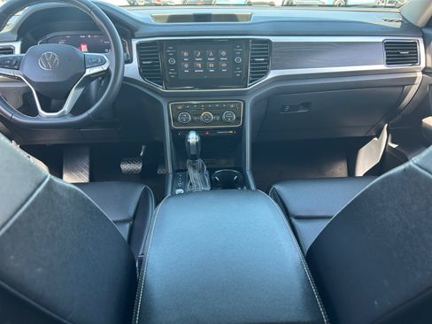 Used 2023 Volkswagen Atlas SE w/ Panoramic Sunroof Package AWD/4WD image 20