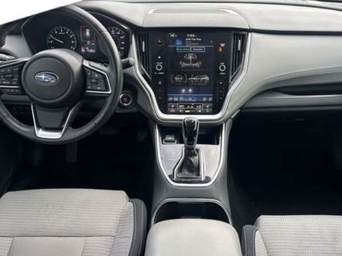 Used 2024 Subaru Outback Premium AWD/4WD image 6