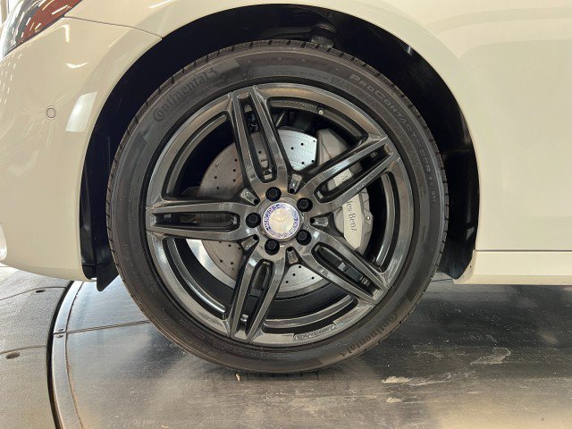 Used 2017 Mercedes-Benz E 300 4MATIC image 34