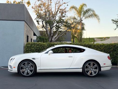 Used 2016 Bentley Continental GT image 10