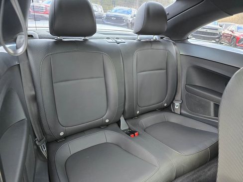 Used 2015 Volkswagen Beetle TDI image 28