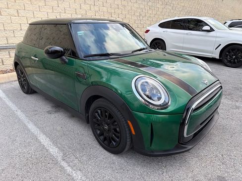 Used 2024 MINI Cooper 2-Door Hardtop FWD image 4