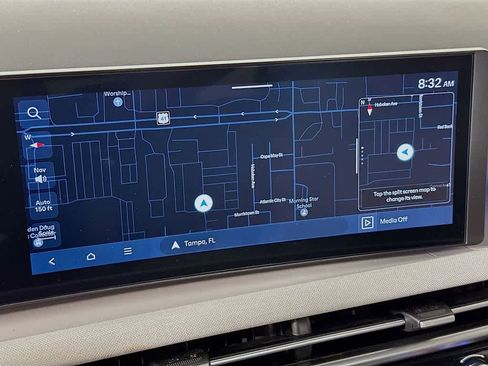 Used 2025 Hyundai Tucson Limited FWD image 28