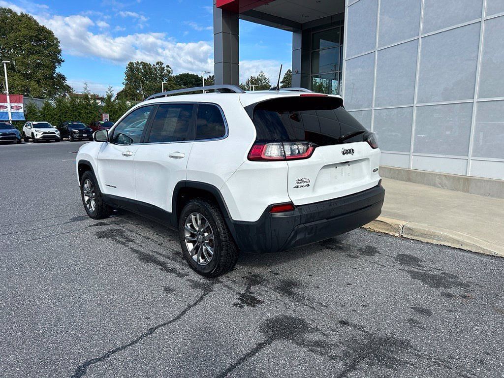 Used 2020 Jeep Cherokee Latitude Plus w/ Cold Weather Group AWD/4WD image 6