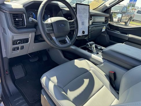 Used 2025 Ford F150 Lightning Flash AWD/4WD image 14