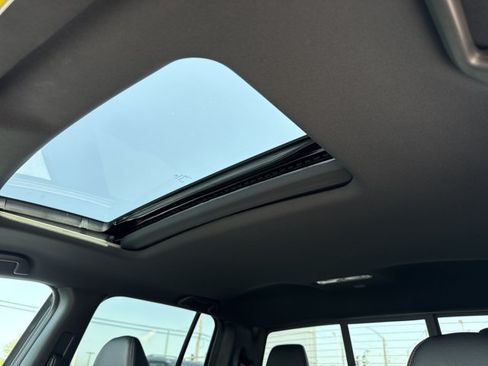 Used 2025 Honda Ridgeline Black Edition image 24