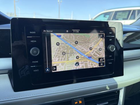 New 2026 Volkswagen Taos SEL image 20