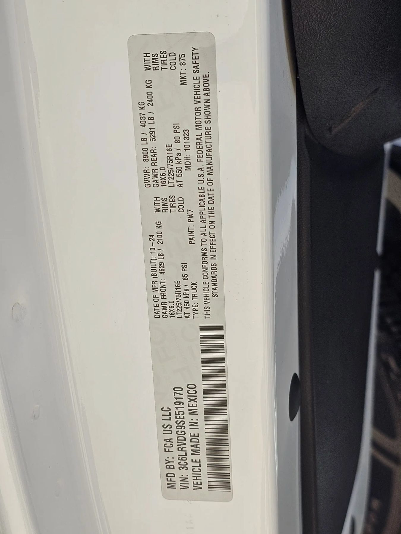 Used 2025 RAM ProMaster 2500 w/ Convenience Group FWD image 31