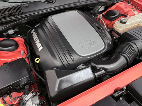 Used 2017 Dodge Challenger R/T w/ Blacktop Package image 40