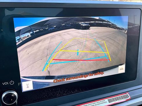 Used 2024 Toyota Tacoma SR image 22