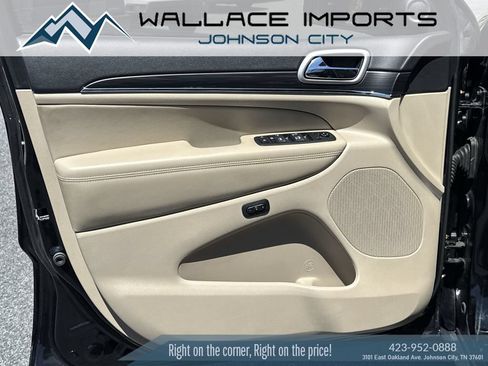 Used 2021 Jeep Grand Cherokee Limited AWD/4WD image 13