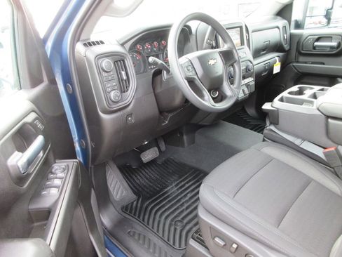 New 2026 Chevrolet Silverado 2500 Custom w/ Custom Value Package image 15