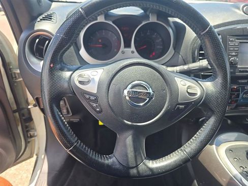 Used 2012 Nissan Juke SV AWD/4WD image 16