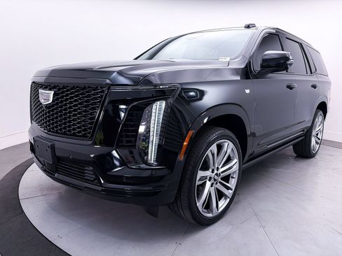 Used 2025 Cadillac Escalade Sport Platinum AWD/4WD image 16