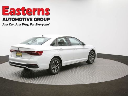 Used 2025 Volkswagen Jetta S image 39