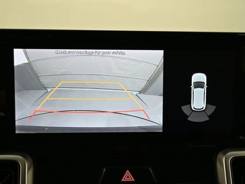 Used 2021 Kia Sorento EX w/ EX AWD X-Line Package image 12