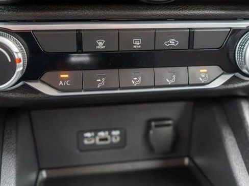 Used 2023 Nissan Sentra SV w/ Trunk Package image 27