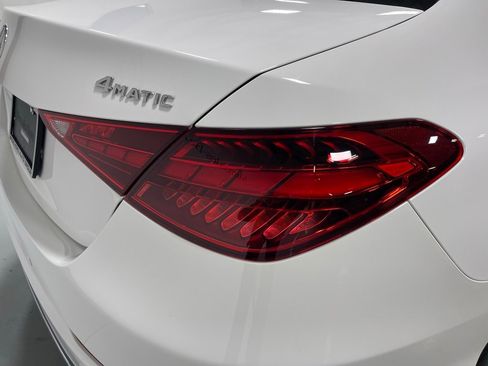 Used 2025 Mercedes-Benz C 300 4MATIC Sedan image 14