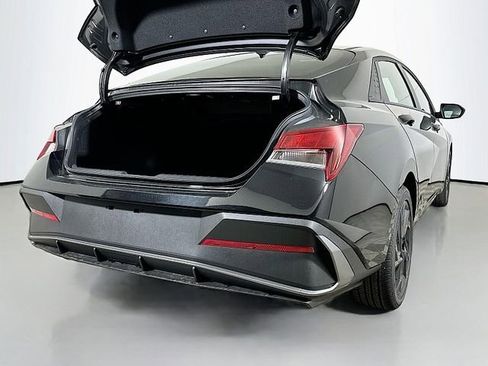 Used 2026 Hyundai Elantra Sport FWD image 16
