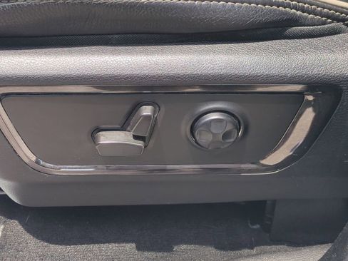 Used 2022 RAM 1500 Limited w/ Body Color Bumper Group AWD/4WD image 21