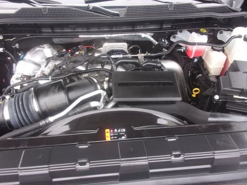 Used 2025 Chevrolet Silverado 2500 LTZ w/ Z71 Chrome Sport Edition AWD/4WD image 22