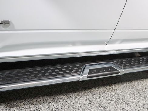 Used 2024 RAM 2500 Big Horn image 12