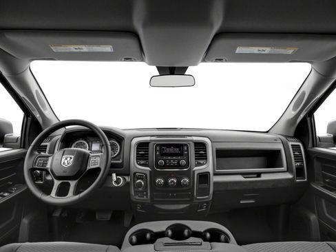Used 2017 RAM 1500 Express w/ Express Value Package AWD/4WD image 5