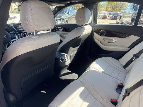 Used 2018 Mercedes-Benz C 300 C 300 image 13