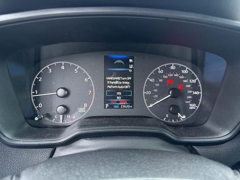 Used 2024 Toyota Corolla Cross LE image 26