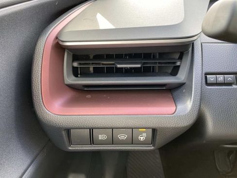 New 2026 Toyota Prius Plug-In Hybrid FWD image 15
