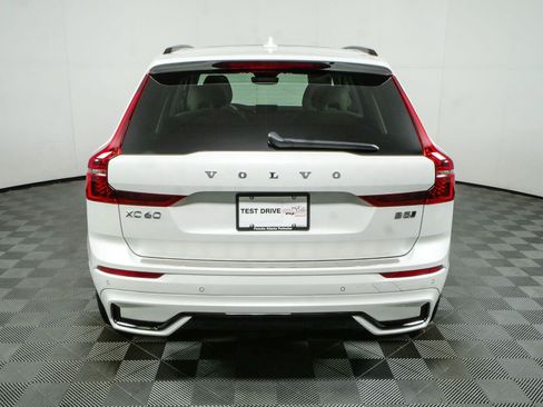 Used 2026 Volvo XC60 B5 Ultra w/ Protection Package Premier AWD/4WD image 26