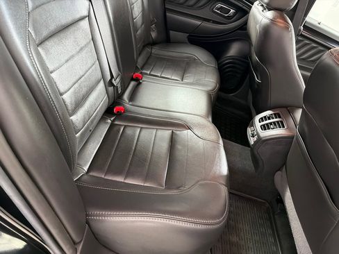 Used 2013 Ford Taurus SHO image 22