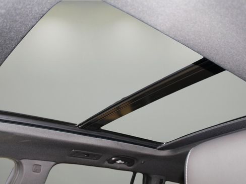 New 2025 Cadillac XT6 Premium Luxury image 28