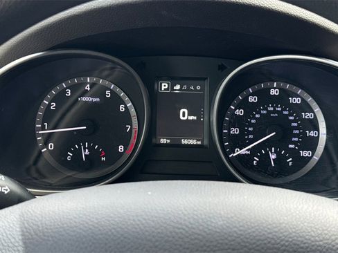 Used 2018 Hyundai Santa Fe Sport w/ 2.4L Value Package 02 image 29