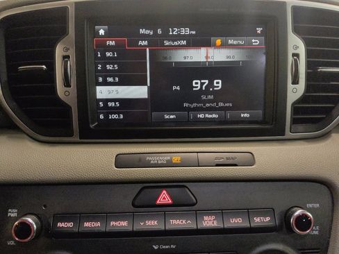 Used 2017 Kia Sportage EX w/ EX Technology Package FWD image 25