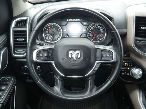 Used 2022 RAM 1500 Laramie AWD/4WD image 18