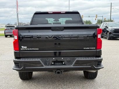 Used 2025 Chevrolet Silverado 1500 Custom
