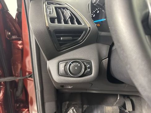 Used 2014 Ford Escape Titanium w/ Equipment Group 401A FWD image 13
